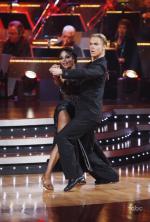 Танцы со звездами: 434x640 / 53 Кб