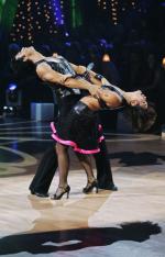 Танцы со звездами: 449x700 / 55 Кб