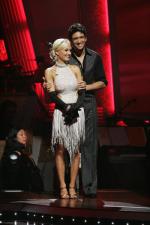 Танцы со звездами: 400x600 / 40 Кб