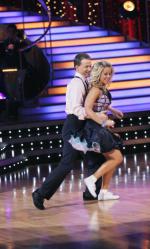 Танцы со звездами: 437x725 / 63 Кб