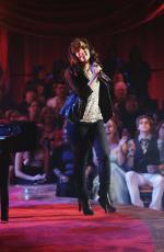 Танцы со звездами: 473x725 / 55 Кб