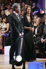 Танцы со звездами: 427x640 / 56 Кб