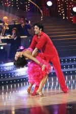 Танцы со звездами: 427x640 / 59 Кб