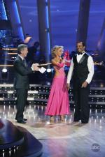 Танцы со звездами: 427x640 / 54 Кб