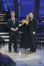 Танцы со звездами: 427x640 / 44 Кб