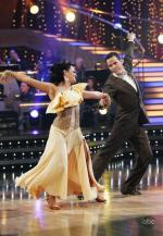 Танцы со звездами: 443x640 / 67 Кб