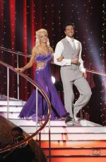 Танцы со звездами: 420x640 / 56 Кб