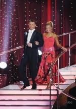 Танцы со звездами: 445x640 / 59 Кб