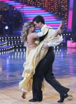 Танцы со звездами: 468x640 / 62 Кб