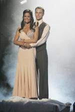 Танцы со звездами: 427x640 / 34 Кб