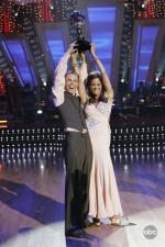 Танцы со звездами: 427x640 / 58 Кб