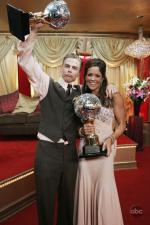 Танцы со звездами: 427x640 / 57 Кб