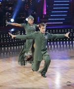 Танцы со звездами: 534x640 / 65 Кб