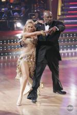 Танцы со звездами: 429x640 / 55 Кб