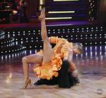 Танцы со звездами: 588x540 / 60 Кб