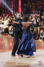 Танцы со звездами: 417x640 / 59 Кб