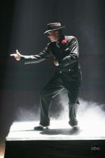 Танцы со звездами: 427x640 / 32 Кб