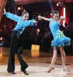 Танцы со звездами: 613x640 / 74 Кб
