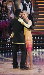 Танцы со звездами: 381x640 / 50 Кб