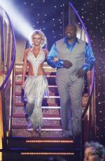 Танцы со звездами: 418x640 / 66 Кб