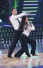 Танцы со звездами: 406x640 / 49 Кб