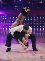 Танцы со звездами: 476x640 / 51 Кб