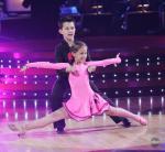 Танцы со звездами: 588x540 / 53 Кб