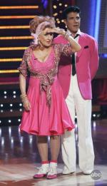 Танцы со звездами: 369x640 / 52 Кб