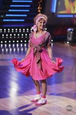 Танцы со звездами: 427x640 / 55 Кб