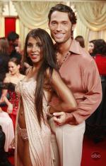 Танцы со звездами: 408x640 / 56 Кб