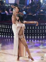 Танцы со звездами: 480x640 / 56 Кб