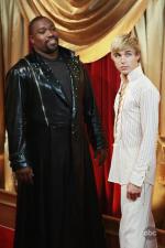 Танцы со звездами: 427x640 / 46 Кб