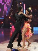 Танцы со звездами: 480x640 / 54 Кб