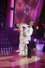 Танцы со звездами: 427x640 / 51 Кб