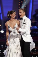 Танцы со звездами: 427x640 / 49 Кб