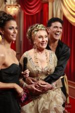 Танцы со звездами: 427x640 / 63 Кб