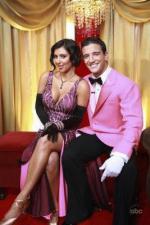 Танцы со звездами: 267x400 / 26 Кб