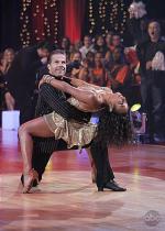 Танцы со звездами: 450x628 / 65 Кб