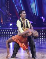 Танцы со звездами: 450x566 / 62 Кб