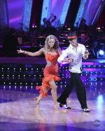 Танцы со звездами: 512x640 / 63 Кб