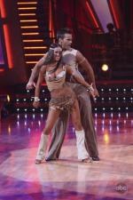 Танцы со звездами: 427x640 / 52 Кб