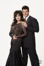 Танцы со звездами: 427x640 / 34 Кб