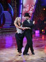 Танцы со звездами: 450x608 / 59 Кб