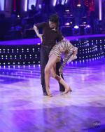 Танцы со звездами: 405x506 / 43 Кб