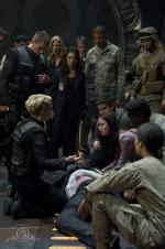 Звездные врата: Вселенная: 1331x2000 / 403 Кб