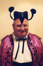 Шульце играет блюз: 372x567 / 35 Кб