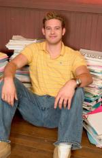 Гарри и Макс: 260x400 / 27 Кб