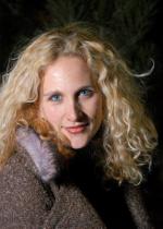 Между: 286x400 / 29 Кб