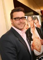 Поцелуй невесту: 291x400 / 24 Кб