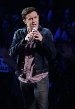 Американский идол: Поиск суперзвезды: 453x653 / 37 Кб